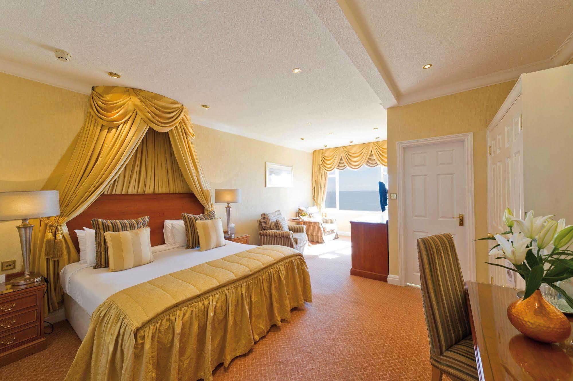 The Victoria Hotel & Source Spa 시드머스 외부 사진